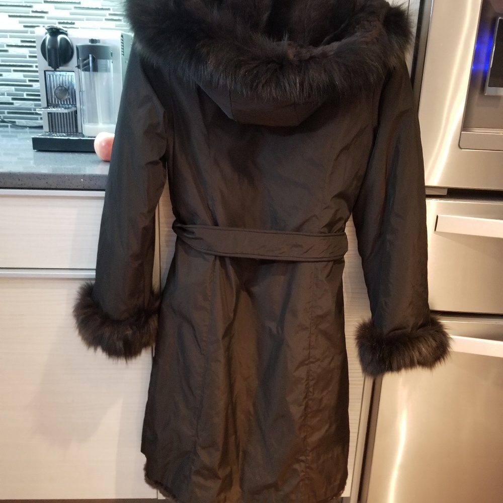 Fur coat - Picture 2 of 3
